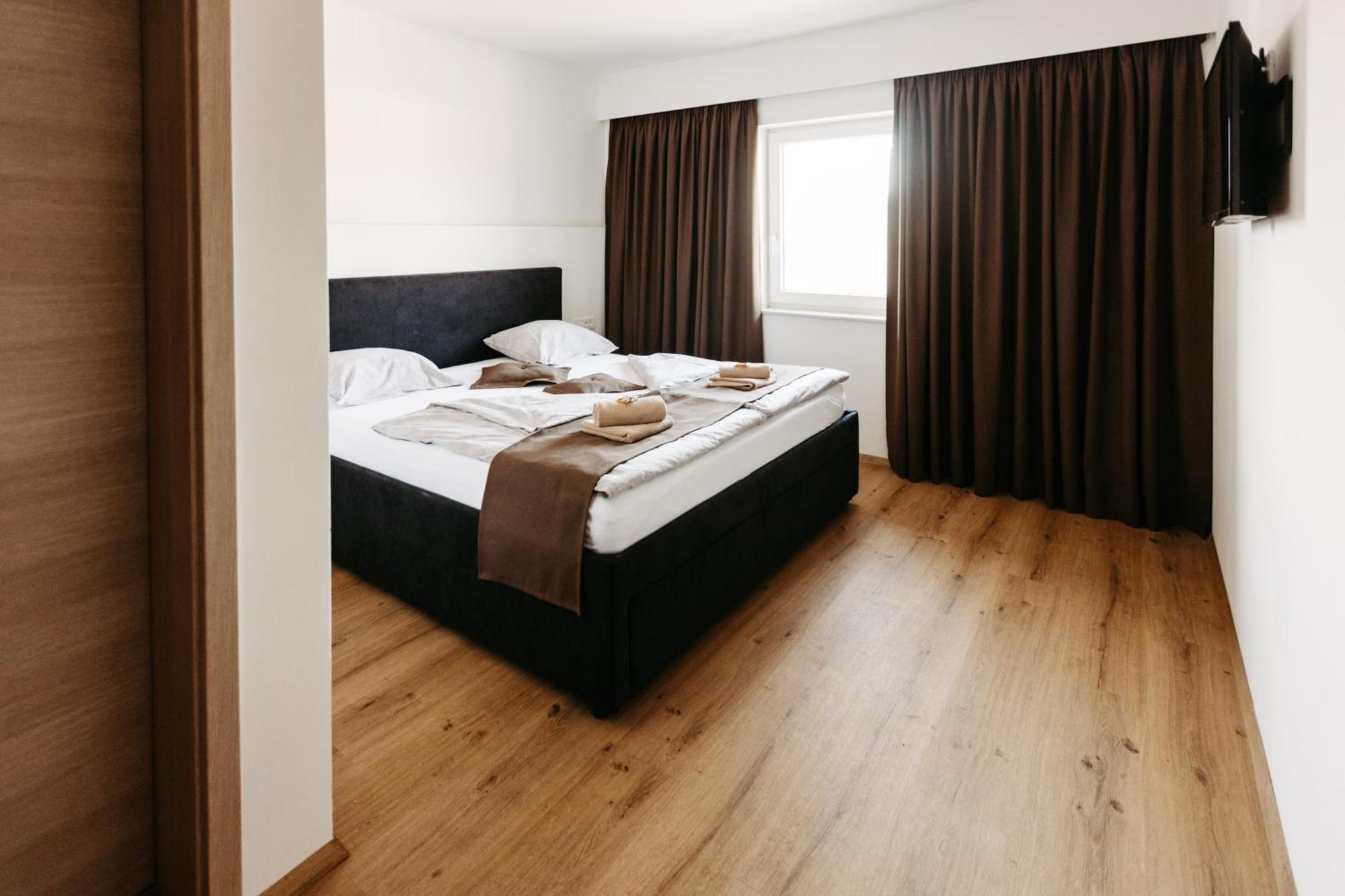 Hotel Murat Potony Kültér fotó