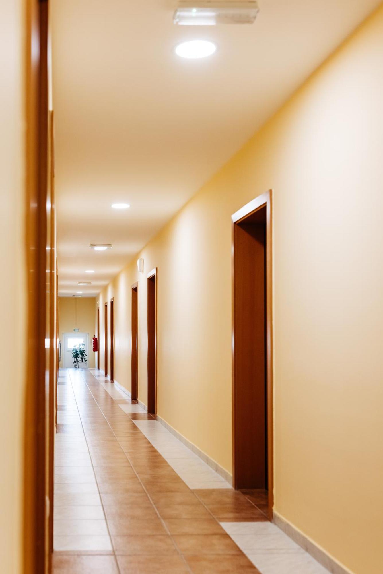 Hotel Murat Potony Kültér fotó