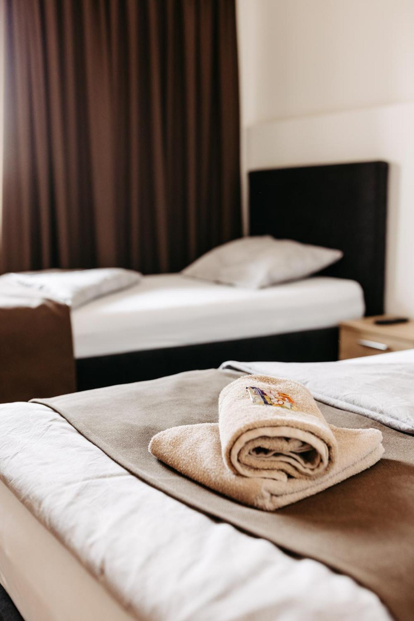 Hotel Murat Potony Kültér fotó