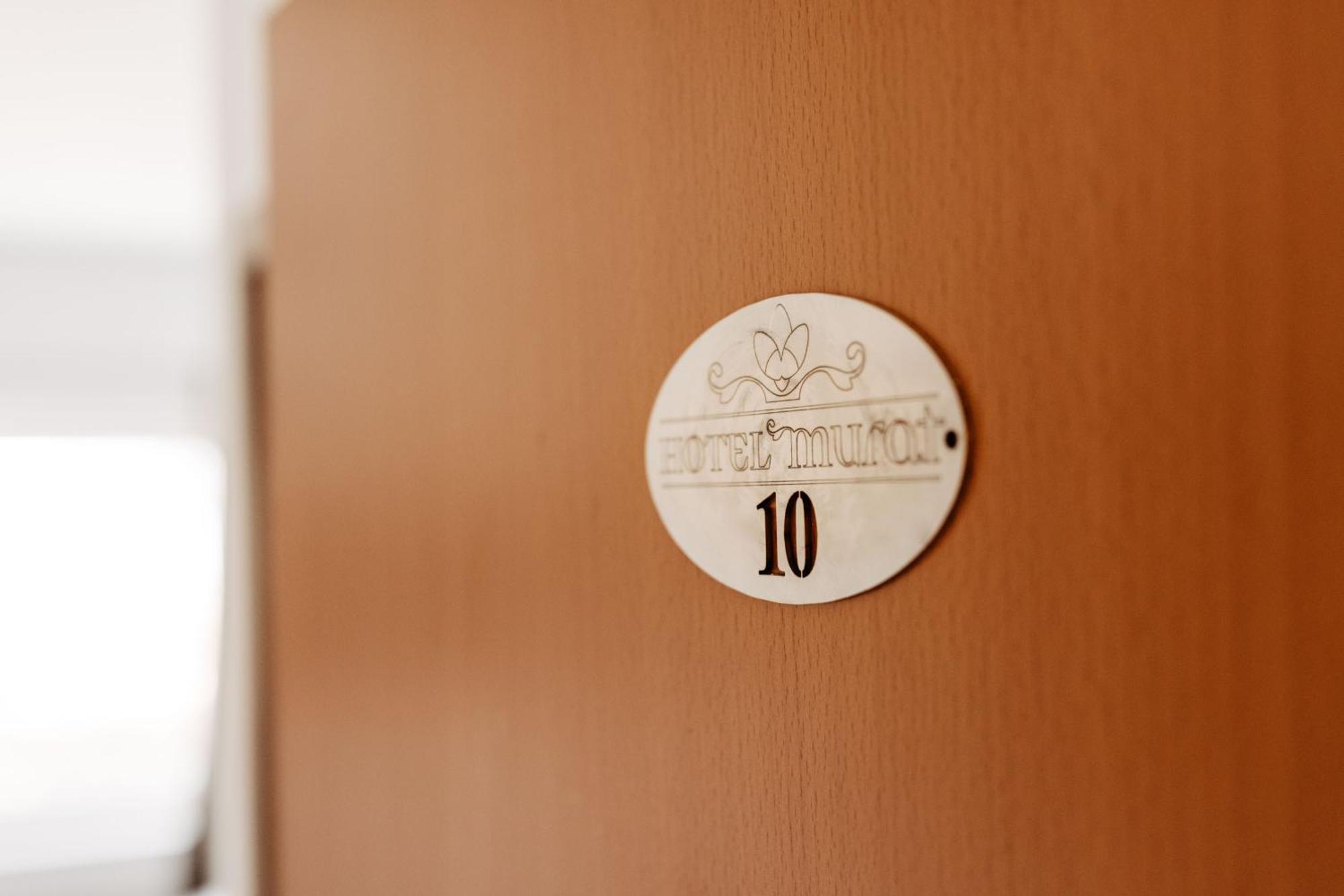 Hotel Murat Potony Kültér fotó