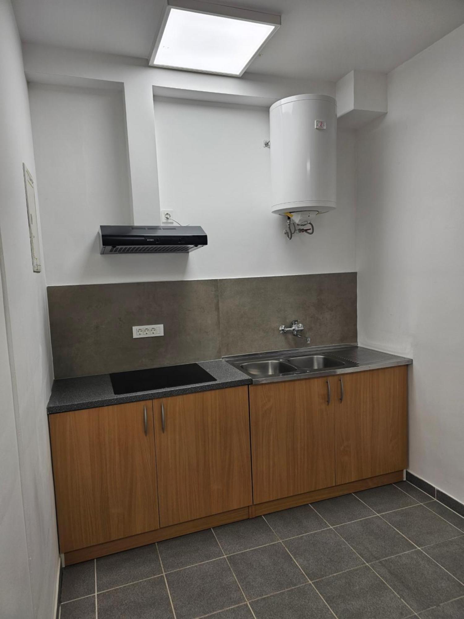Hotel Murat Potony Kültér fotó